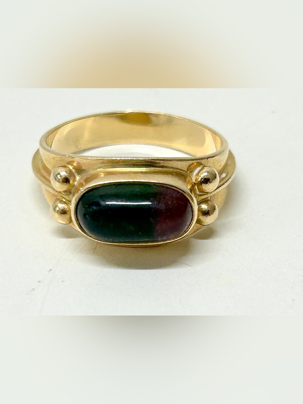 Vintage 14 Karat Gold Smooth Gemstone Ring